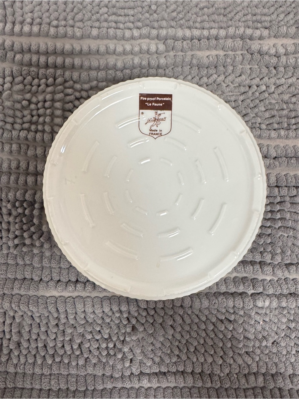 Vintage Limoges France Le Faune Botanical Porcelain Baking Dish - White & Green - Picture 8 of 9
